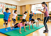 体幹リズムトレーニング　（リズムに合わせた体幹総合運動プログラム）